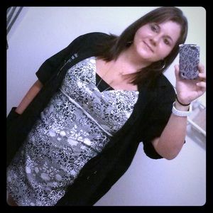 Meet your Posher, Melissa